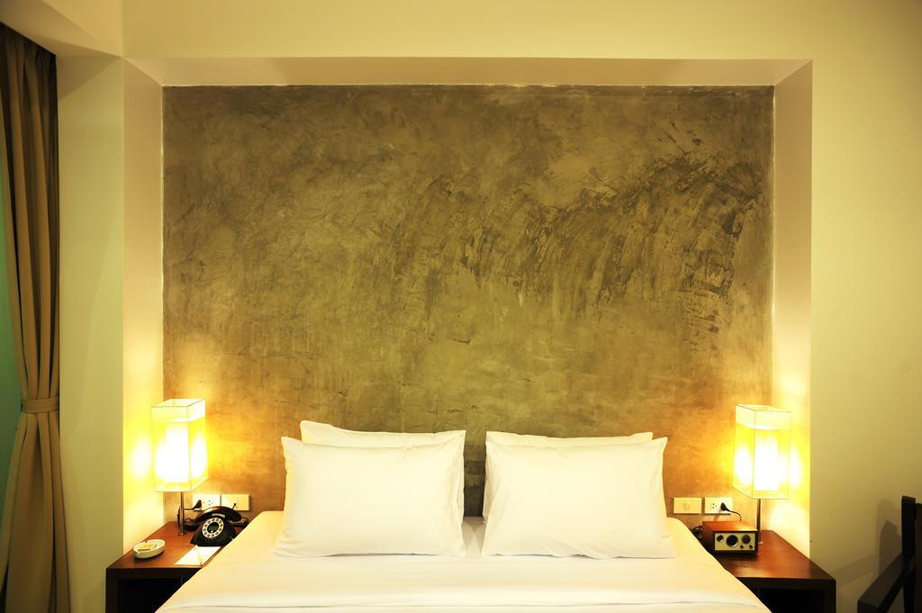 The Album Hotel Patong Bagian luar foto